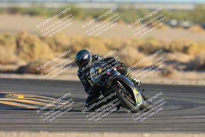 media/Nov-17-2024-CVMA (Sun) [[1fec520723]]/Race 17-Amateur Supersport Middleweight/